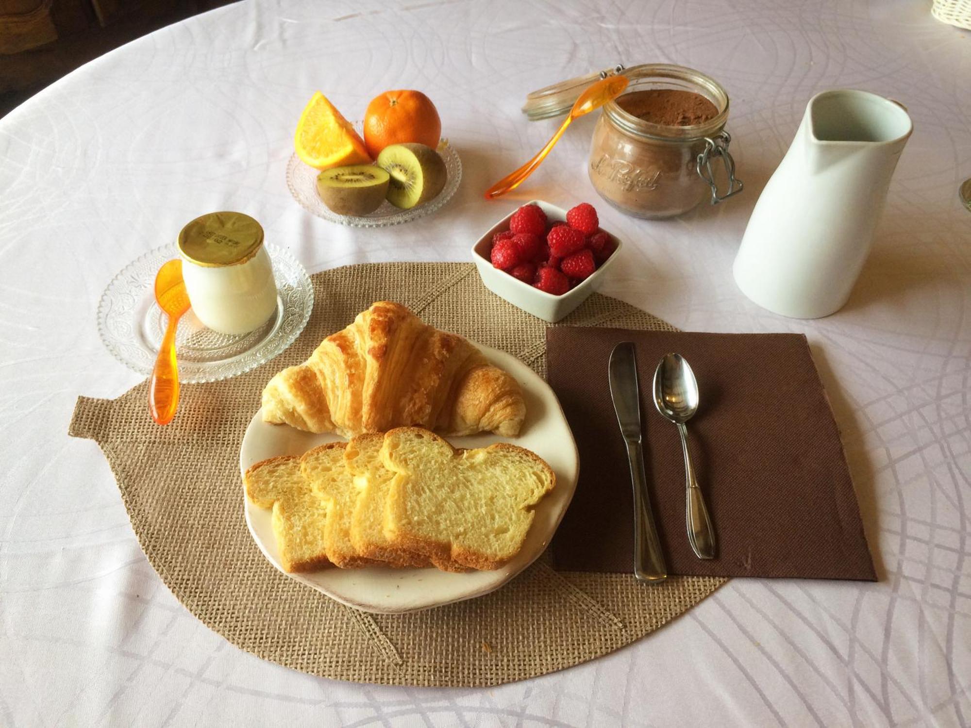 La Noisetiere Hotel Noyers-sur-Cher Kültér fotó
