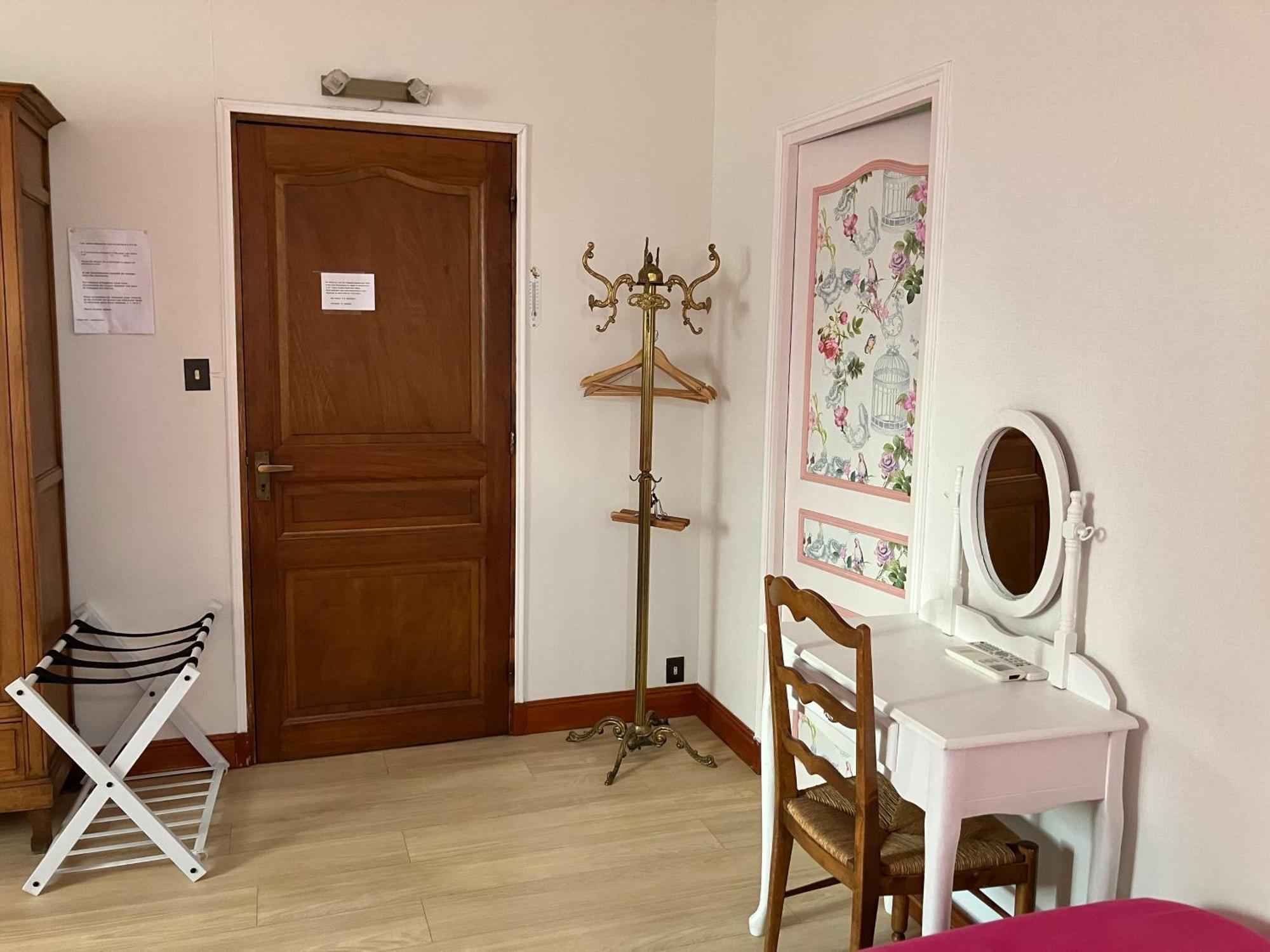 La Noisetiere Hotel Noyers-sur-Cher Kültér fotó